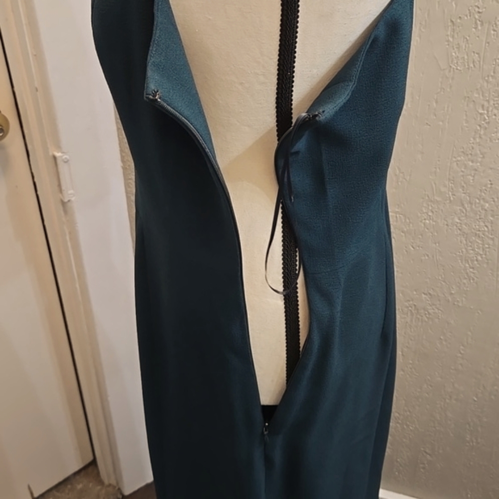 Dress The Population Georgina One Shoulder Gown Pine Green - Picture 12 of 14